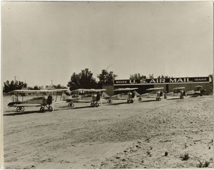 RG007 B01 F01 97 Row Of Prop Planes 1927
